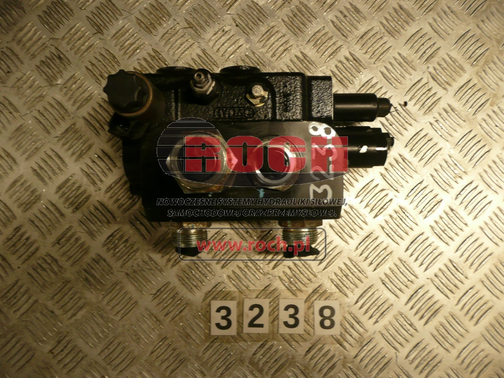 DOOSAN 4014020 410147-00001A 3391962 - 1 SEKCYJNY + CEWKA + 3091667 24VDC  21OHM + ZAWÓR CIŚNIENIOWY - Гидравлический клапан: фото 2 DOOSAN 4014020 410147-00001A 3391962 - 1 SEKCYJNY + CEWKA + 3091667 24VDC  21OHM + ZAWÓR CIŚNIENIOWY - Гидравлический клапан: фото 2