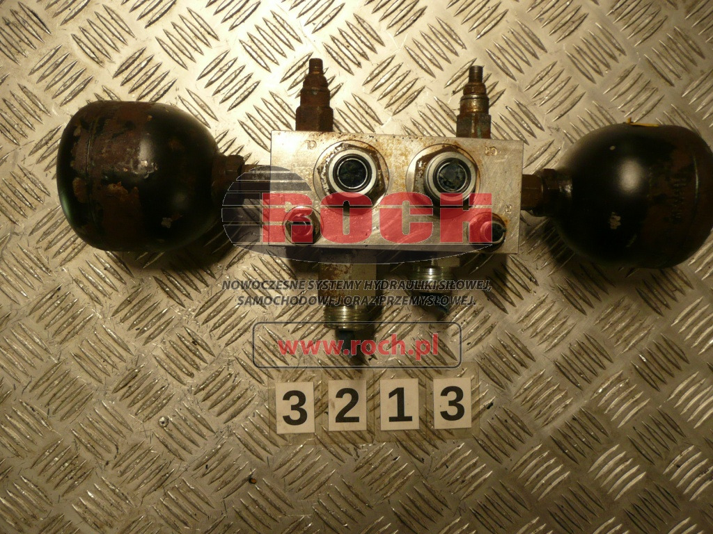 DOOSAN 410127-00097A 150603 + SUN 1BKG + HYDROAKUMULATOR L-0,32L - Гидравлический клапан: фото 1 DOOSAN 410127-00097A 150603 + SUN 1BKG + HYDROAKUMULATOR L-0,32L - Гидравлический клапан: фото 1