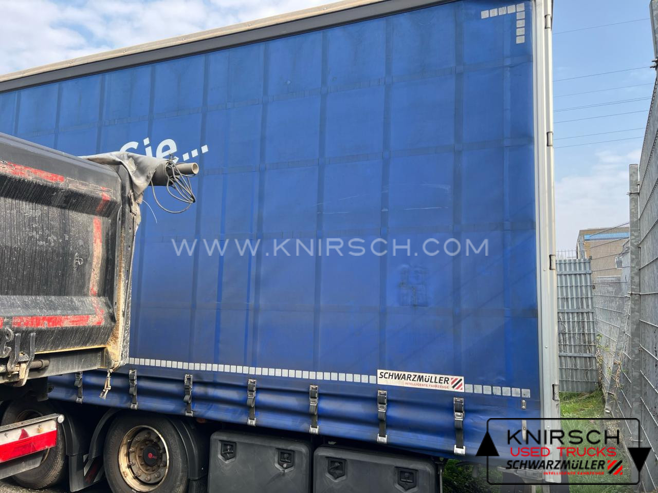 SCHWARZMUELLER S1 Mega, XL, Daimler 9.5, Getränkezertifikat, SAF - Тентованный полуприцеп: фото 4 SCHWARZMUELLER S1 Mega, XL, Daimler 9.5, Getränkezertifikat, SAF - Тентованный полуприцеп: фото 4