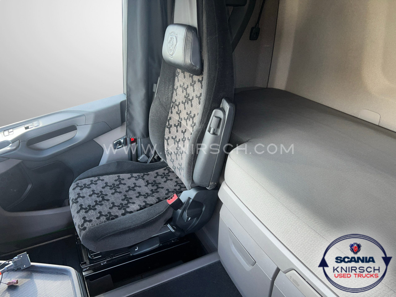 SCANIA R450A4x2LA - Тягач: фото 5 SCANIA R450A4x2LA - Тягач: фото 5