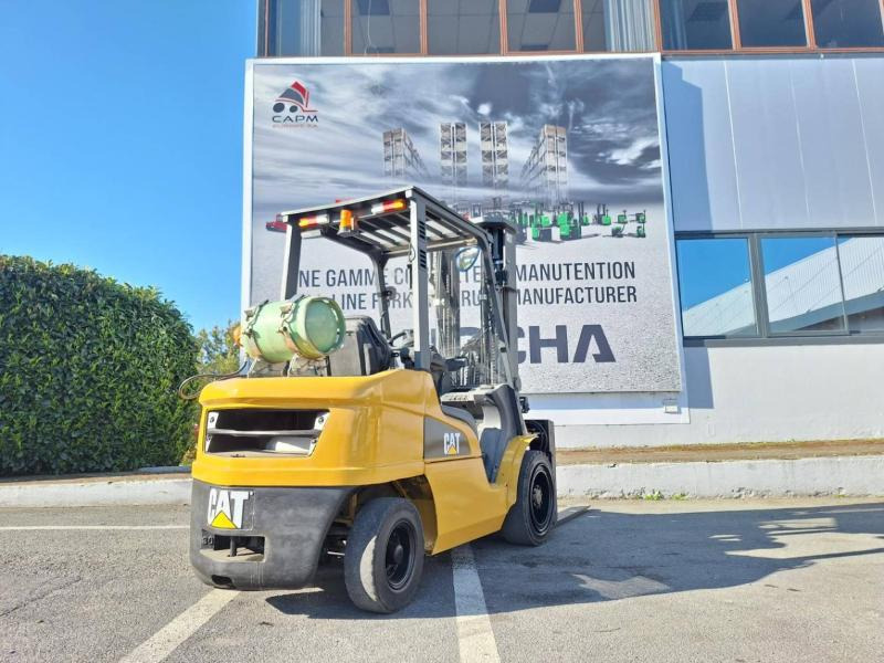 Caterpillar GP30NTD - Газовый погрузчик: фото 5 Caterpillar GP30NTD - Газовый погрузчик: фото 5