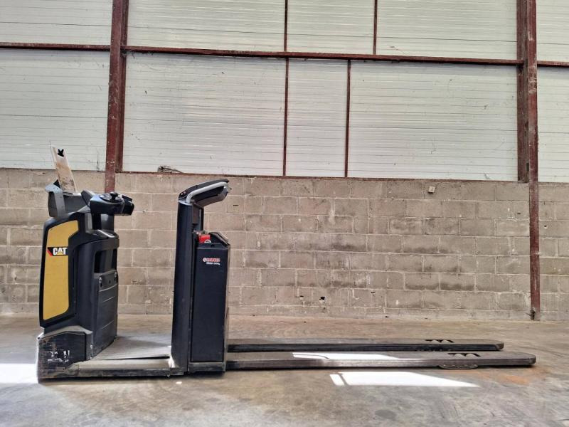 Caterpillar NO20NE - Сборщик заказов: фото 2 Caterpillar NO20NE - Сборщик заказов: фото 2