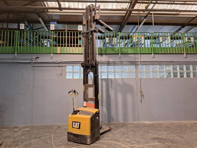 Штабелер Caterpillar NSP16N: фото 16 Штабелер Caterpillar NSP16N: фото 16