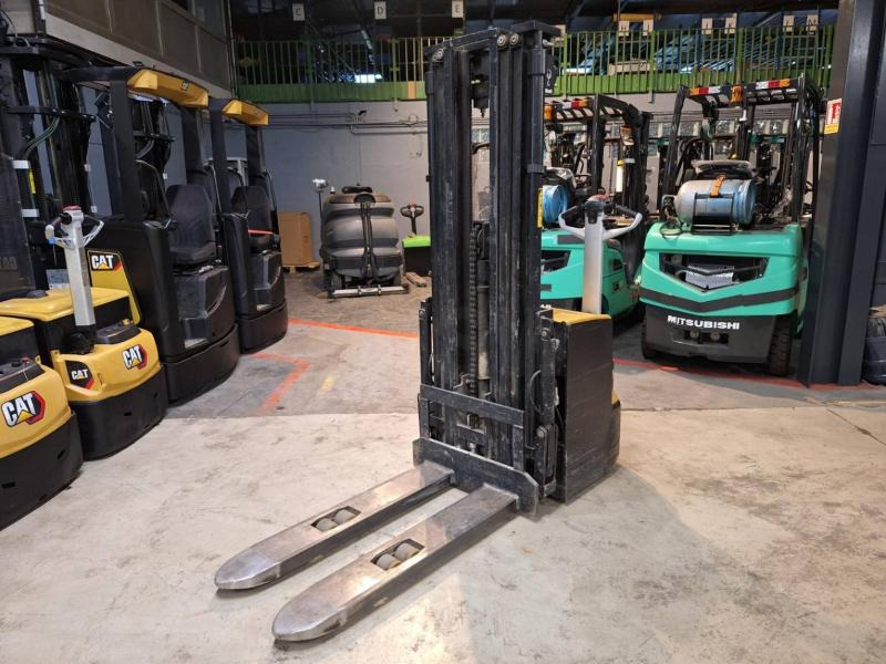 Caterpillar NSP16N2 - Штабелер: фото 3 Caterpillar NSP16N2 - Штабелер: фото 3