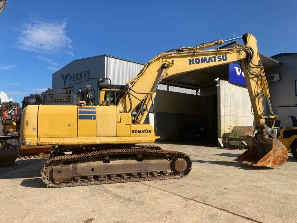 Komatsu PC210LC-11 - Гусеничный экскаватор: фото 5 Komatsu PC210LC-11 - Гусеничный экскаватор: фото 5