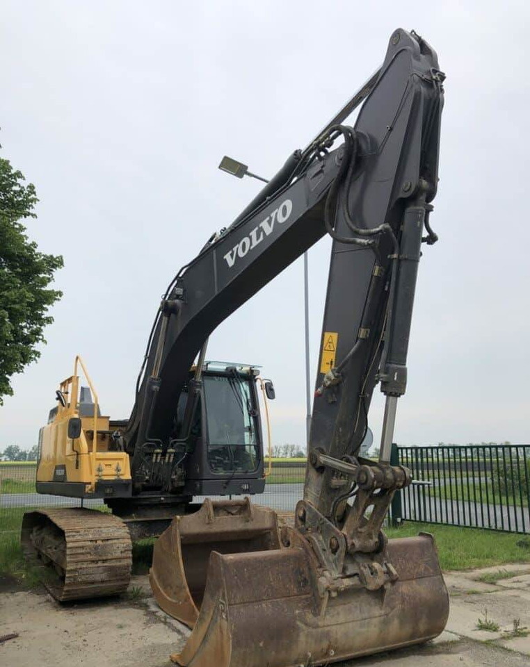 Volvo EC220EL - Гусеничный экскаватор: фото 4 Volvo EC220EL - Гусеничный экскаватор: фото 4