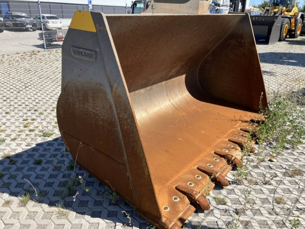 Volvo Schaufel mit Zähnen - Festanbau - Ковш: фото 1 Volvo Schaufel mit Zähnen - Festanbau - Ковш: фото 1