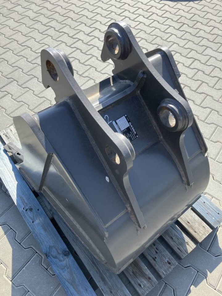 Volvo Tieflöffel mit Zähnen - Festanbau - Экскаватор-погрузчик: фото 3 Volvo Tieflöffel mit Zähnen - Festanbau - Экскаватор-погрузчик: фото 3