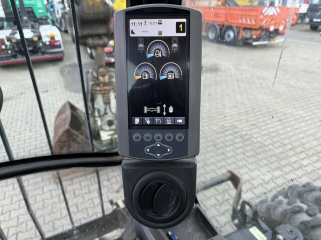 CAT M318D Mobilbagger *9.235 h *Schnellw. *Greifer - Колёсный экскаватор: фото 3 CAT M318D Mobilbagger *9.235 h *Schnellw. *Greifer - Колёсный экскаватор: фото 3