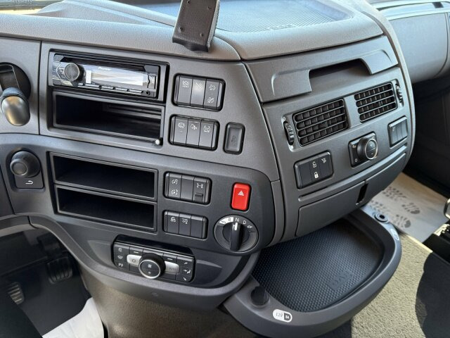 DAF XF 480 Pritsche Kran Plafinger 21000L - Грузовик бортовой/ Платформа, Автоманипулятор: фото 2 DAF XF 480 Pritsche Kran Plafinger 21000L - Грузовик бортовой/ Платформа, Автоманипулятор: фото 2