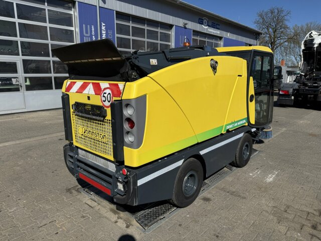 Johnston C202 Kleinkehrmaschine 2 M³ - 6.000 h в лизинг Johnston C202 Kleinkehrmaschine 2 M³ - 6.000 h: фото 9 Johnston C202 Kleinkehrmaschine 2 M³ - 6.000 h в лизинг Johnston C202 Kleinkehrmaschine 2 M³ - 6.000 h: фото 9