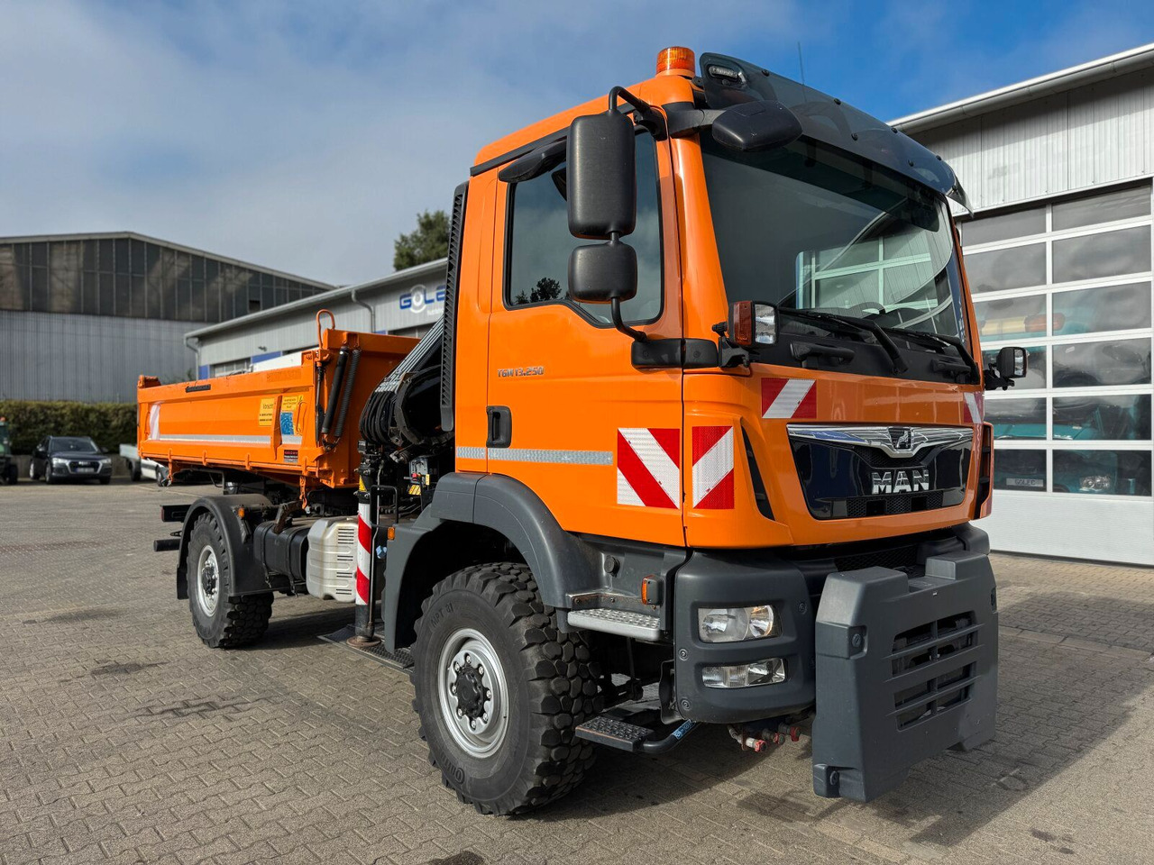 MAN TGM 13.250 4x4 Kipper Kran HIAB Winterd. - Автоманипулятор: фото 1 MAN TGM 13.250 4x4 Kipper Kran HIAB Winterd. - Автоманипулятор: фото 1