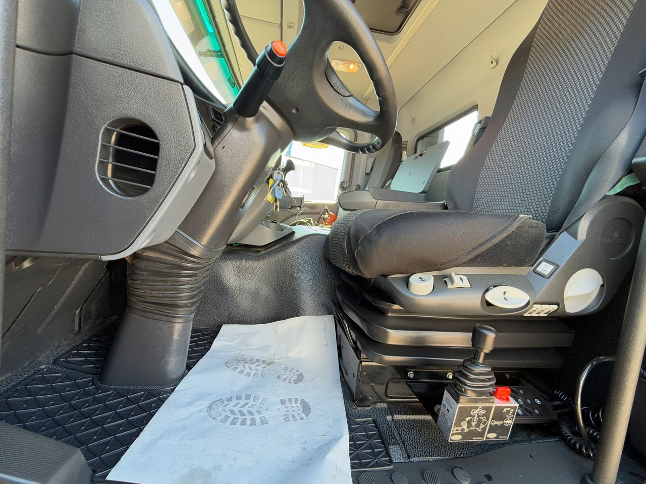 Автоманипулятор Mercedes-Benz ACTROS 2044 4x4 Kipper Kran ATLAS 65.2 A2L: фото 13