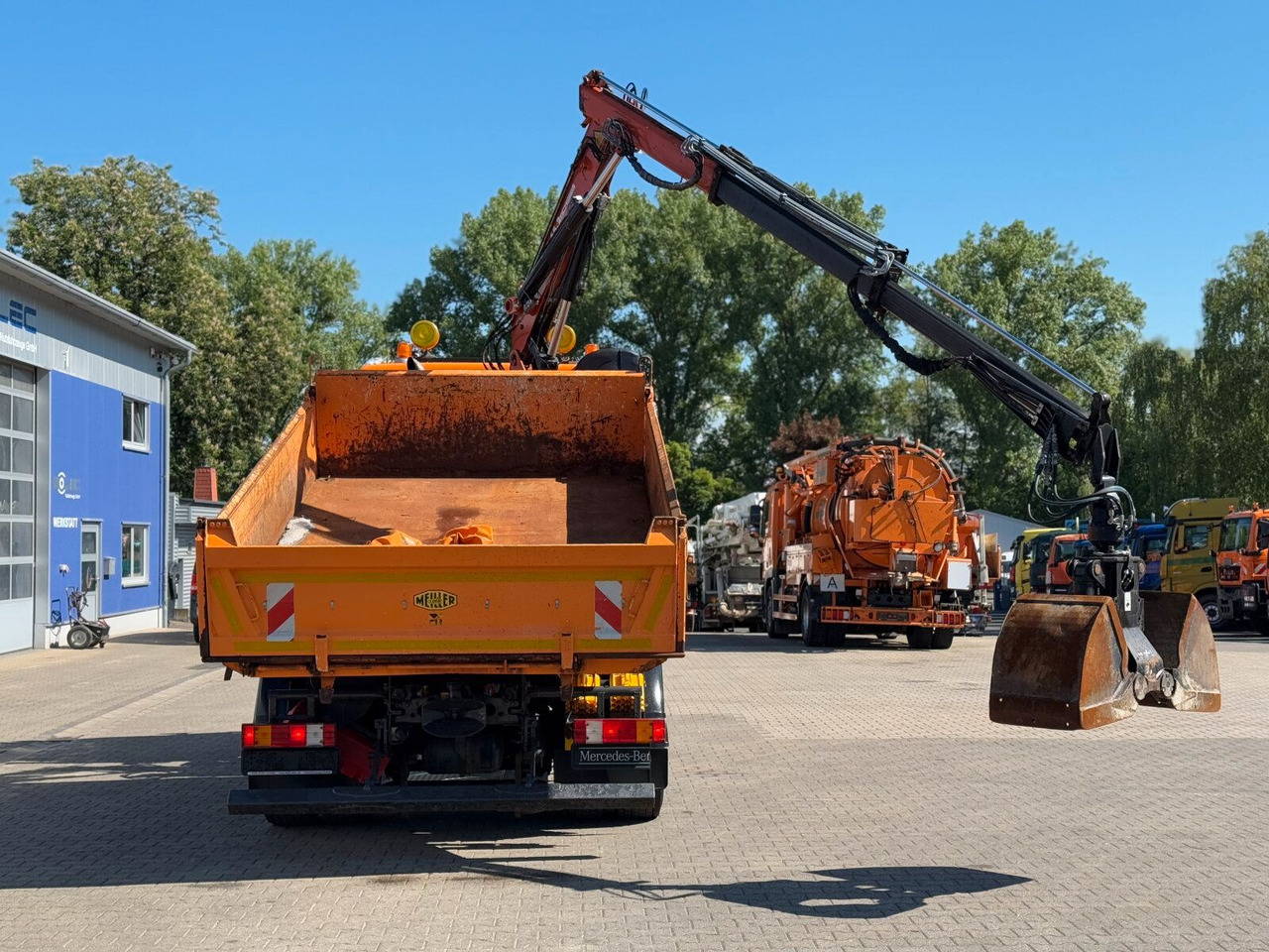 Самосвал, Автоманипулятор Mercedes-Benz ACTROS 2044 4x4 Kipper Kran ATLAS 65.2 A2L: фото 8