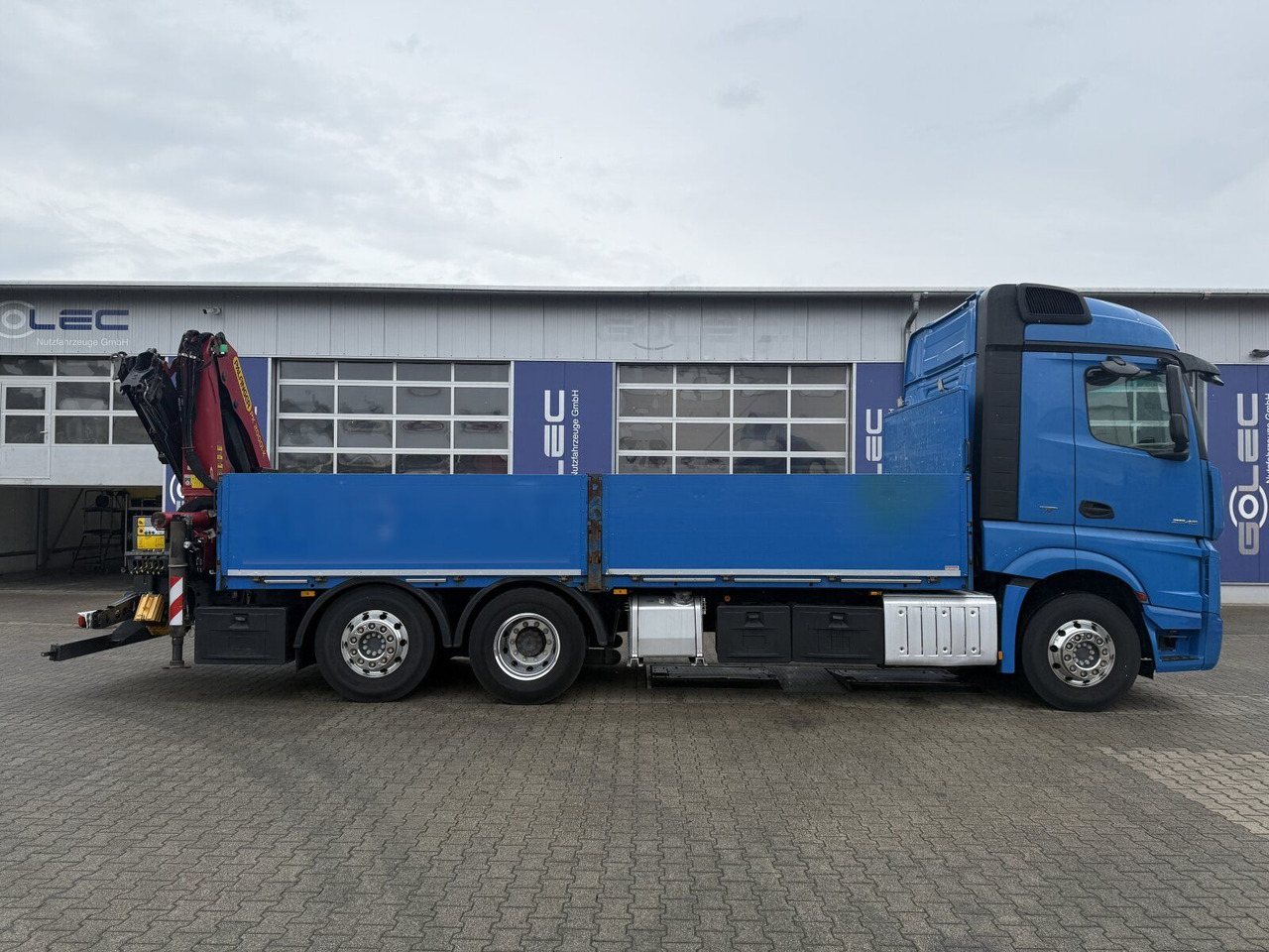 Mercedes-Benz ACTROS 2545 6x2 Pritsche Kran Palfinger PK20001K - Грузовик бортовой/ Платформа, Автоманипулятор: фото 2 Mercedes-Benz ACTROS 2545 6x2 Pritsche Kran Palfinger PK20001K - Грузовик бортовой/ Платформа, Автоманипулятор: фото 2