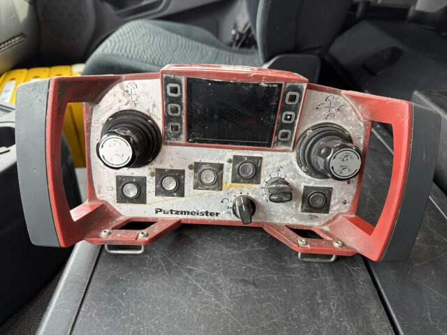 Mercedes-Benz AROCS 3251 8x4 Putzmeister BSF 46-5.16 HLS - Автобетононасос: фото 5 Mercedes-Benz AROCS 3251 8x4 Putzmeister BSF 46-5.16 HLS - Автобетононасос: фото 5