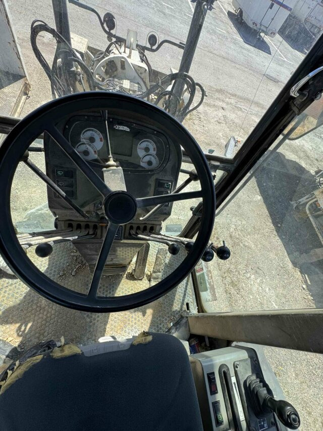 New Holland F106.6A alrrad 6x6 Grader 12 Ton - 10.700 Std - Грейдер: фото 4 New Holland F106.6A alrrad 6x6 Grader 12 Ton - 10.700 Std - Грейдер: фото 4