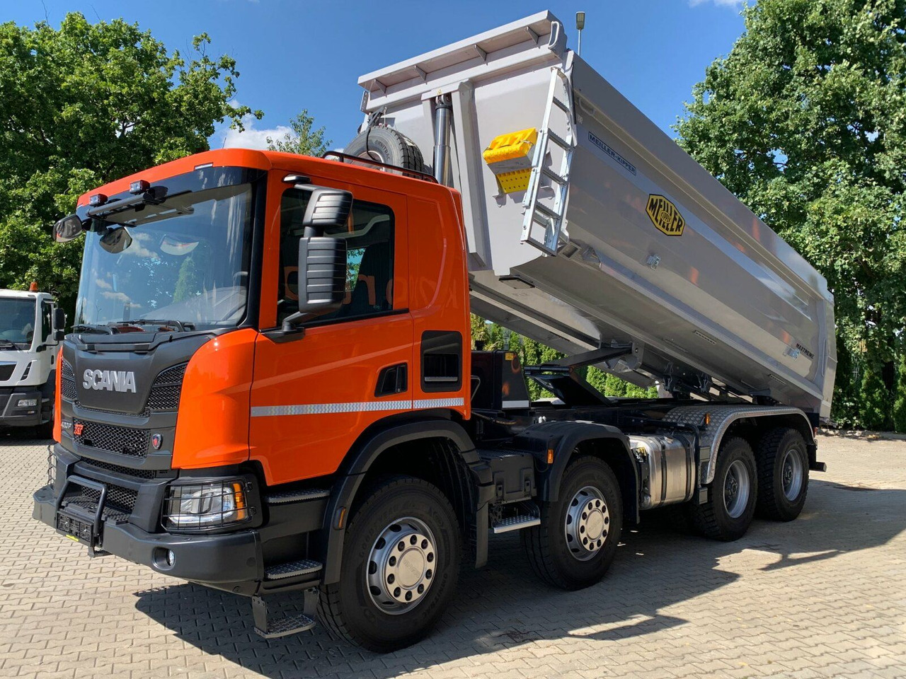 P 420 8x4 Kipper Meiller 18,5m3 Euro 6 - Малотоннажный самосвал: фото 4 P 420 8x4 Kipper Meiller 18,5m3 Euro 6 - Малотоннажный самосвал: фото 4