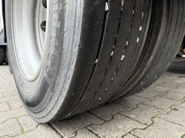 PAVIC HTA 27 Holzanhänger 3 Achse 27.000 Kg - Прицеп лесовоз: фото 4 PAVIC HTA 27 Holzanhänger 3 Achse 27.000 Kg - Прицеп лесовоз: фото 4