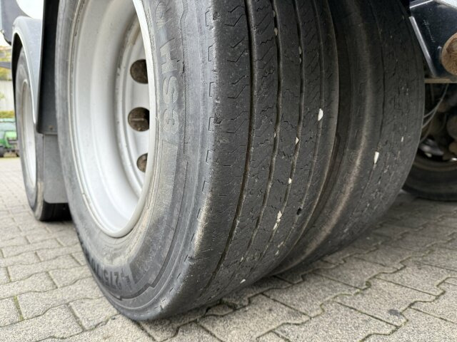 PAVIC HTA 27 Holzanhänger 3 Achse 27.000 Kg - Прицеп лесовоз: фото 5 PAVIC HTA 27 Holzanhänger 3 Achse 27.000 Kg - Прицеп лесовоз: фото 5