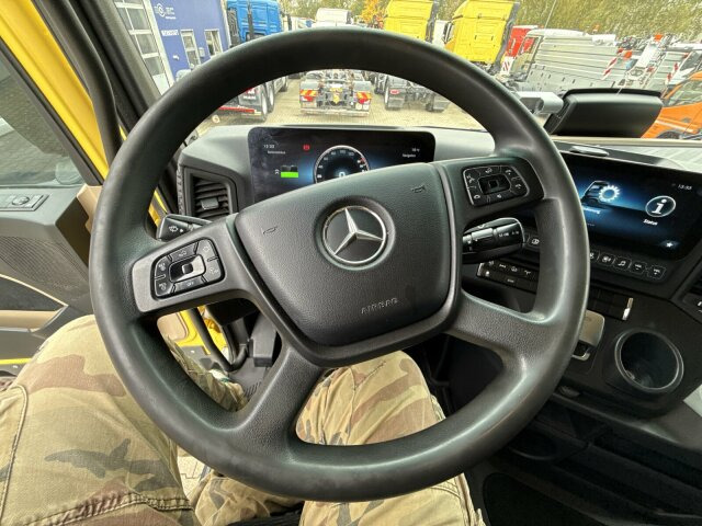 Тягач Mercedes-Benz ACTROS 1846 4x4 HAD Eur 6 Kipphydraulik Retarder: фото 15 Тягач Mercedes-Benz ACTROS 1846 4x4 HAD Eur 6 Kipphydraulik Retarder: фото 15