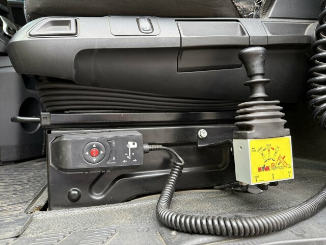 Mercedes-Benz ACTROS 1846 4x4 HAD Eur 6 Kipphydraulik Retarder - Тягач: фото 5 Mercedes-Benz ACTROS 1846 4x4 HAD Eur 6 Kipphydraulik Retarder - Тягач: фото 5