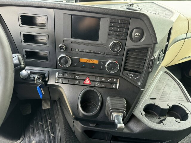 Mercedes-Benz Actros 1840 4x2 SZM Mega *Retarder - Тягач: фото 4 Mercedes-Benz Actros 1840 4x2 SZM Mega *Retarder - Тягач: фото 4