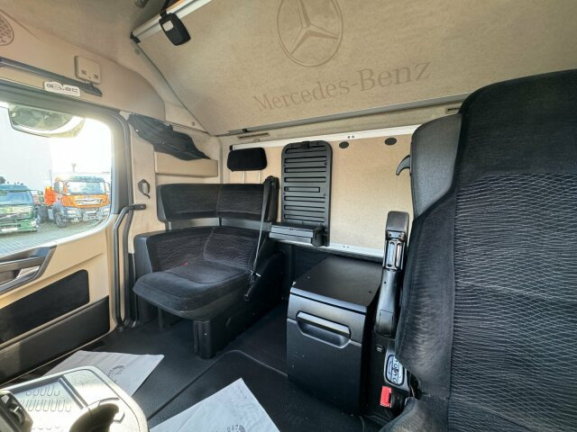 Mercedes-Benz Actros 1845 SZM 4x2 Streamspace *Retarder - Тягач: фото 5 Mercedes-Benz Actros 1845 SZM 4x2 Streamspace *Retarder - Тягач: фото 5
