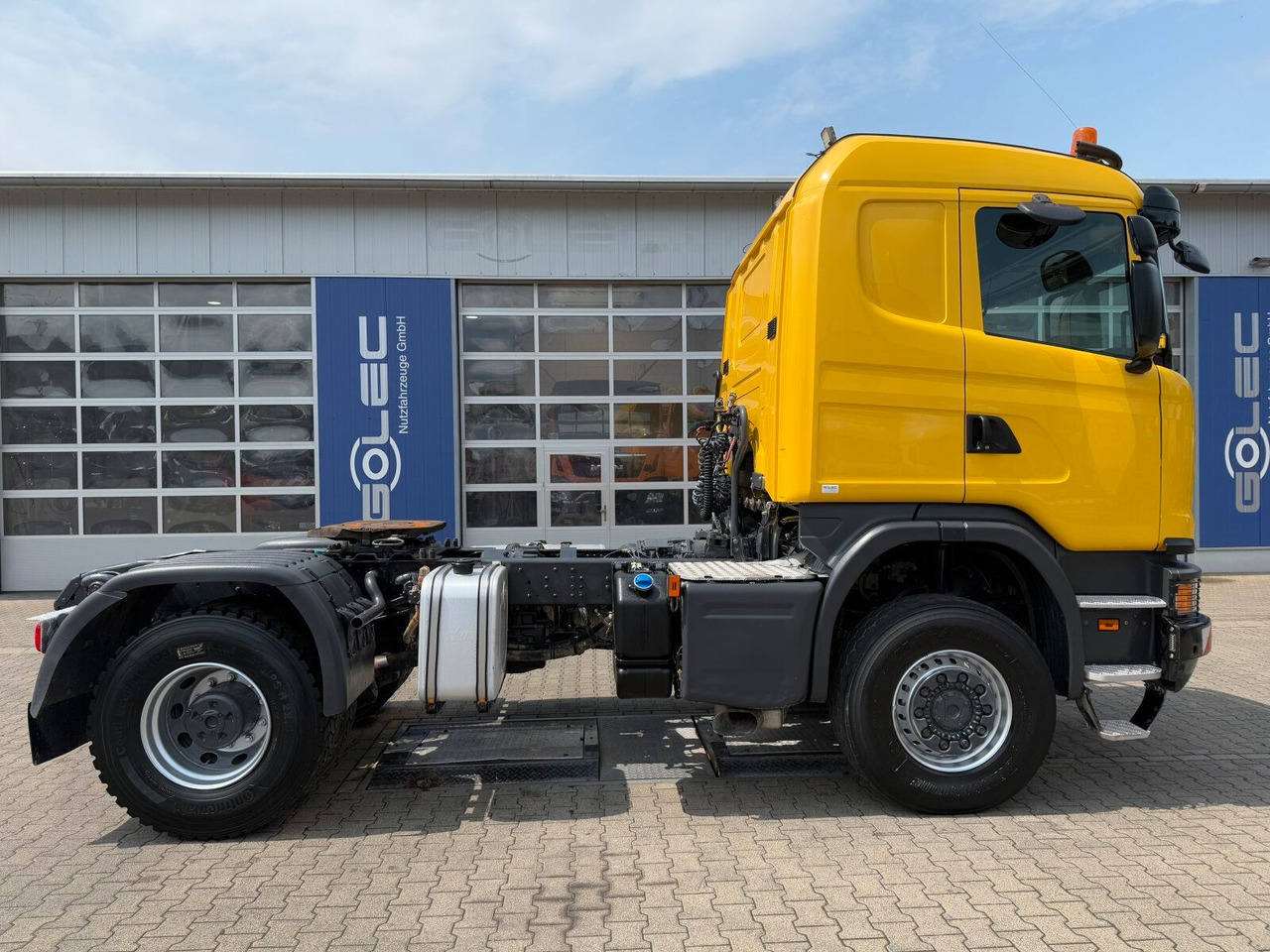 Scania G450 4x4 Euro 6 SZM Kipphydraulik Blatt/ Luft - Тягач: фото 2 Scania G450 4x4 Euro 6 SZM Kipphydraulik Blatt/ Luft - Тягач: фото 2