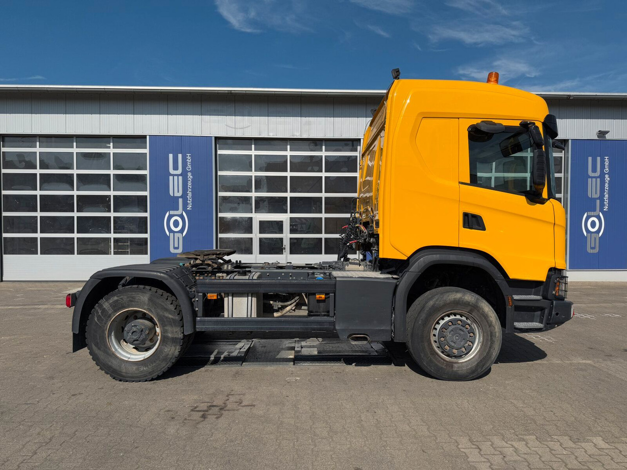 Scania G450 XT 4x4 Euro 6 SZM Kipphydraulik Blatt/ Luft - Тягач: фото 2 Scania G450 XT 4x4 Euro 6 SZM Kipphydraulik Blatt/ Luft - Тягач: фото 2