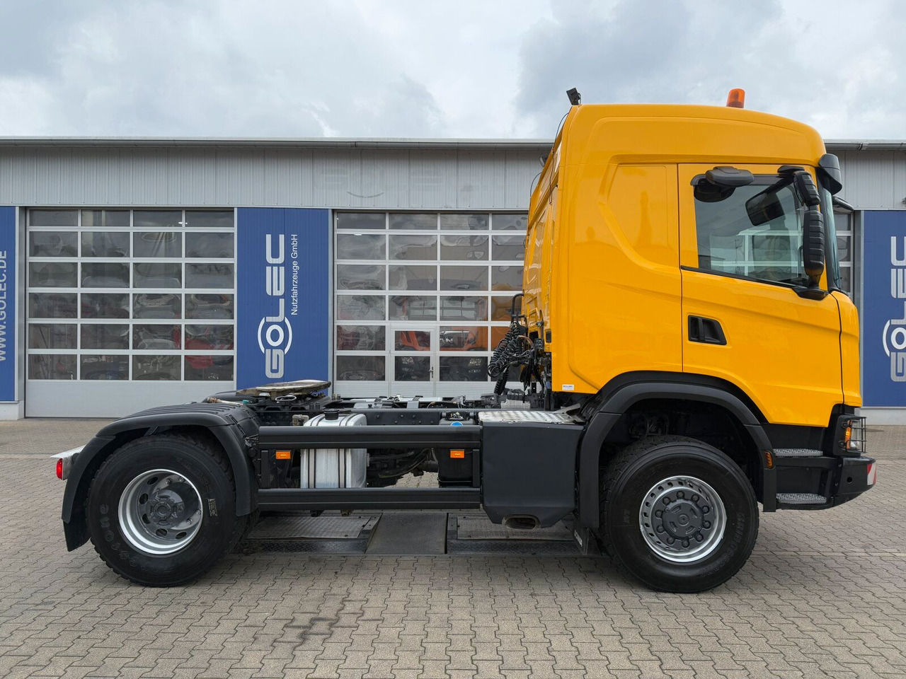 Scania G450 XT 4x4 Euro 6 SZM Kipphydraulik Blatt/ Luft - Тягач: фото 2 Scania G450 XT 4x4 Euro 6 SZM Kipphydraulik Blatt/ Luft - Тягач: фото 2