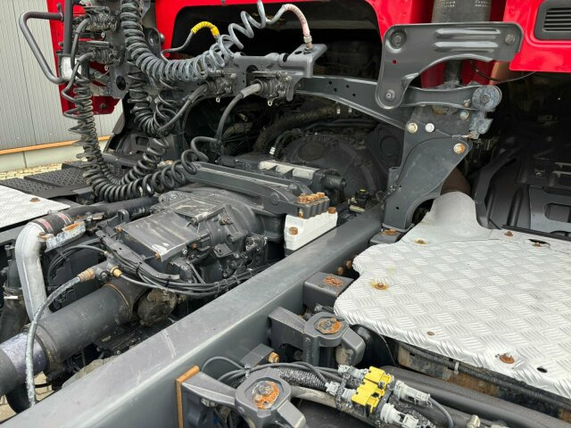 Scania R450 4x4 Euro 6 SZM Kipphydraulik Blatt/ Blatt - Тягач: фото 4 Scania R450 4x4 Euro 6 SZM Kipphydraulik Blatt/ Blatt - Тягач: фото 4