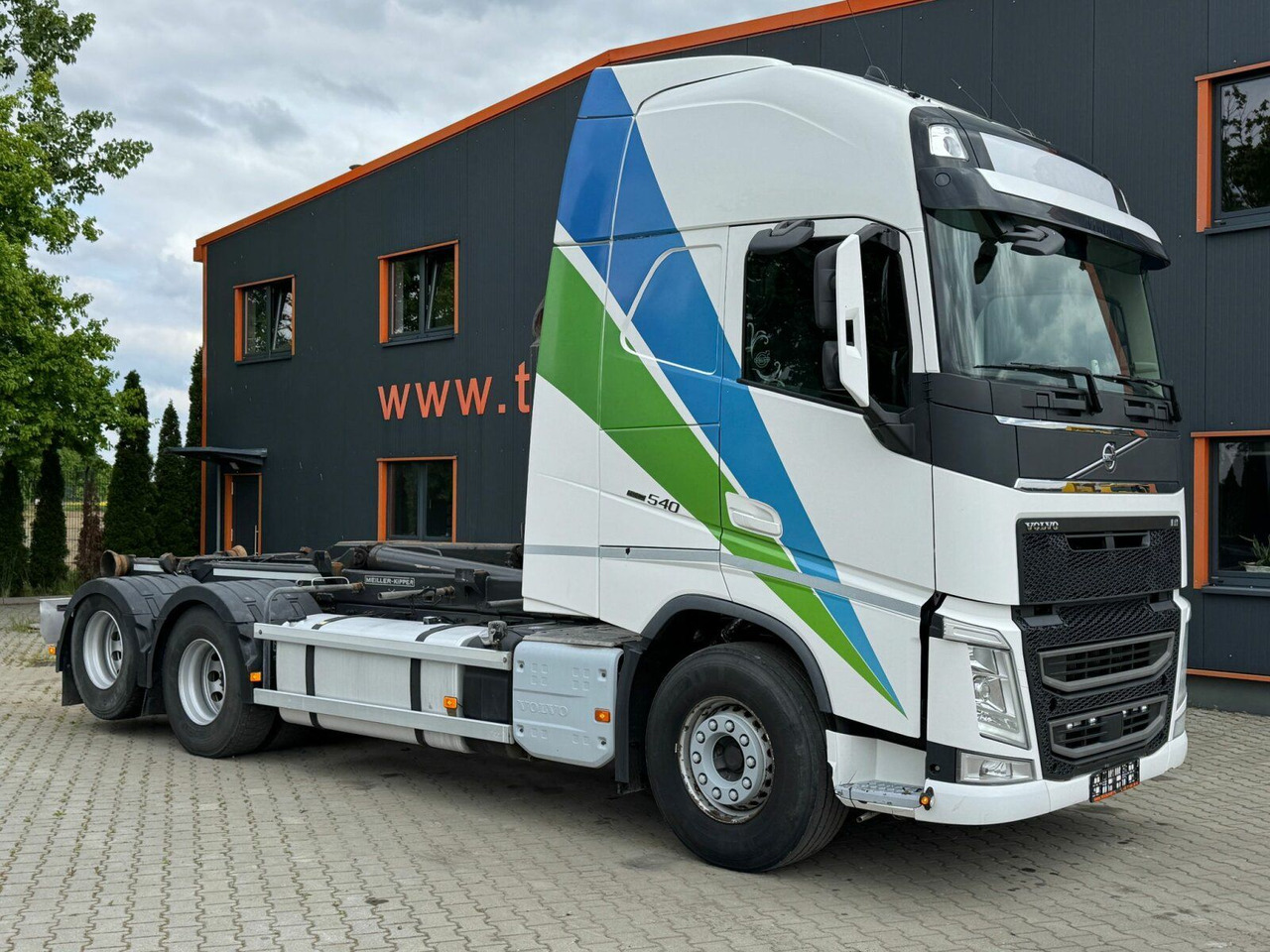 Volvo FH 540 6x2 Abrollkipper MEILLER RK 26.67 - Крюковой мультилифт: фото 1 Volvo FH 540 6x2 Abrollkipper MEILLER RK 26.67 - Крюковой мультилифт: фото 1