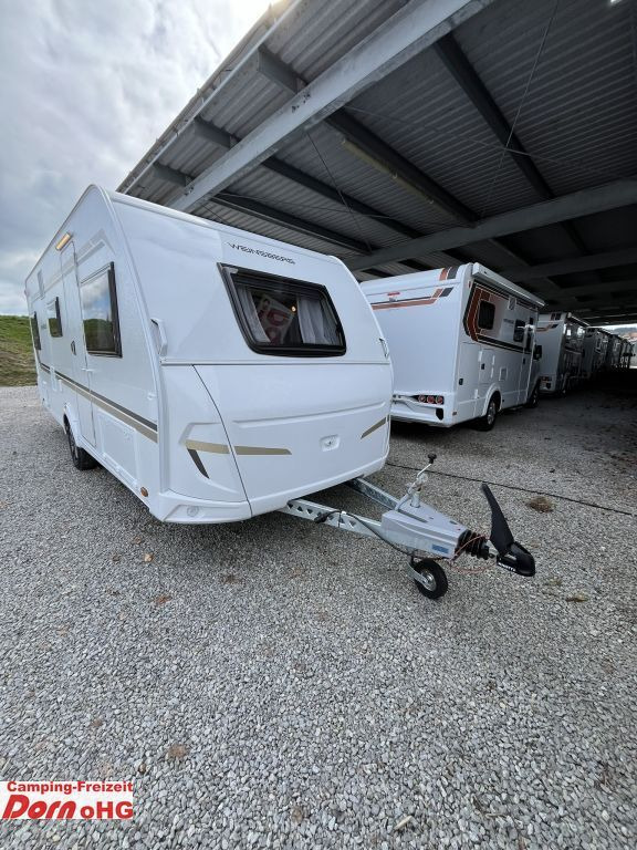 Weinsberg CaraOne 550 QDK Deckenschränke Weinsberg CaraOne 550 QDK Deckenschränke - Прицеп дача: фото 4 Weinsberg CaraOne 550 QDK Deckenschränke Weinsberg CaraOne 550 QDK Deckenschränke - Прицеп дача: фото 4