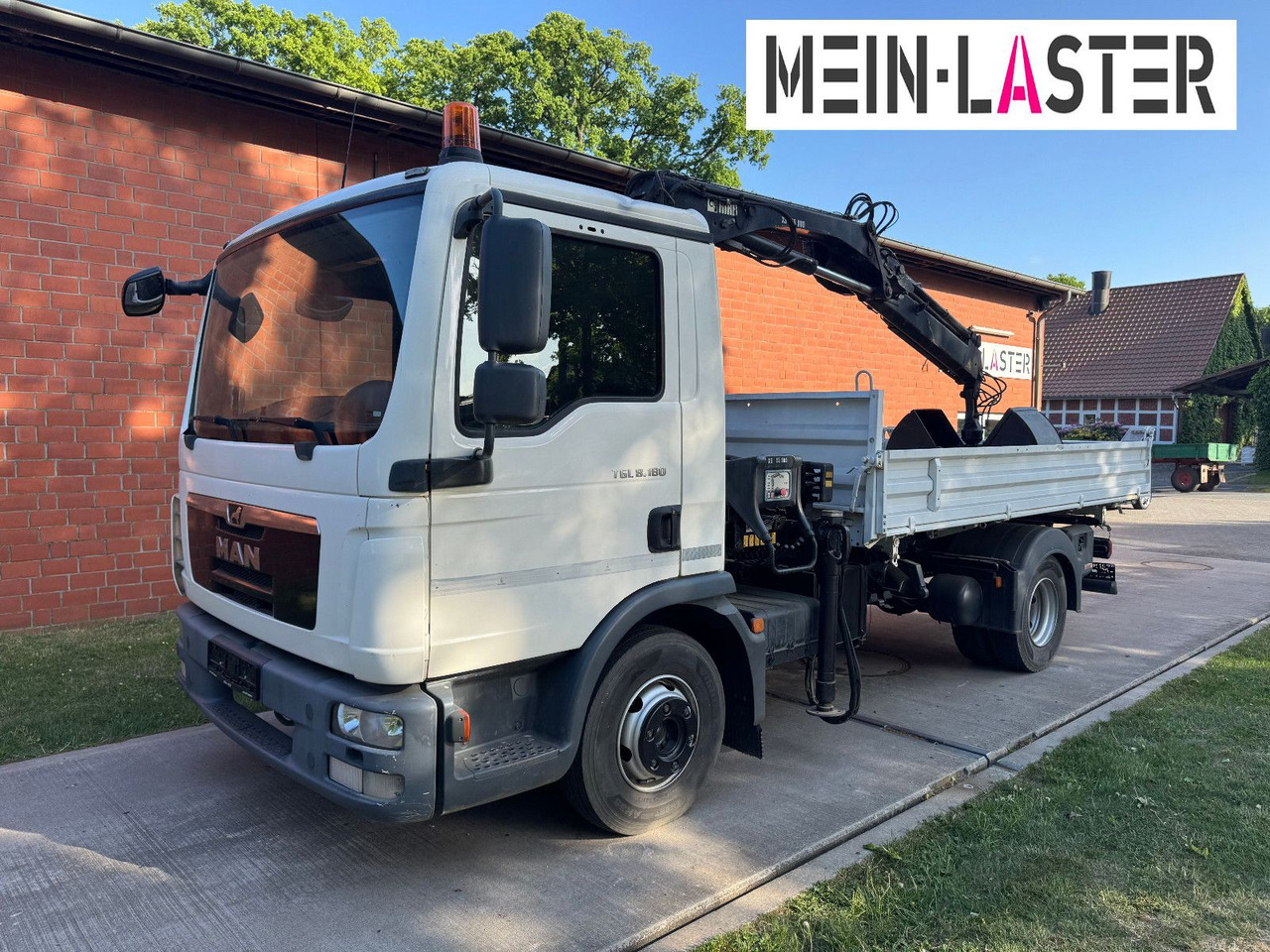 MAN TGL 8.180 3 S-Kipper Hiab 55 D *10,2 m - 640 kg - Малотоннажный самосвал: фото 2 MAN TGL 8.180 3 S-Kipper Hiab 55 D *10,2 m - 640 kg - Малотоннажный самосвал: фото 2
