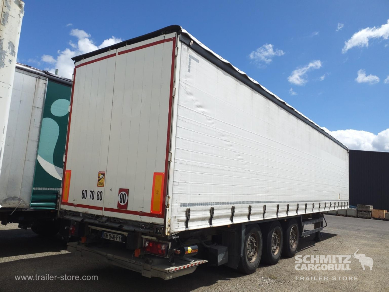 SCHMITZ Curtainsider Standard Taillift - Тентованный полуприцеп: фото 4 SCHMITZ Curtainsider Standard Taillift - Тентованный полуприцеп: фото 4