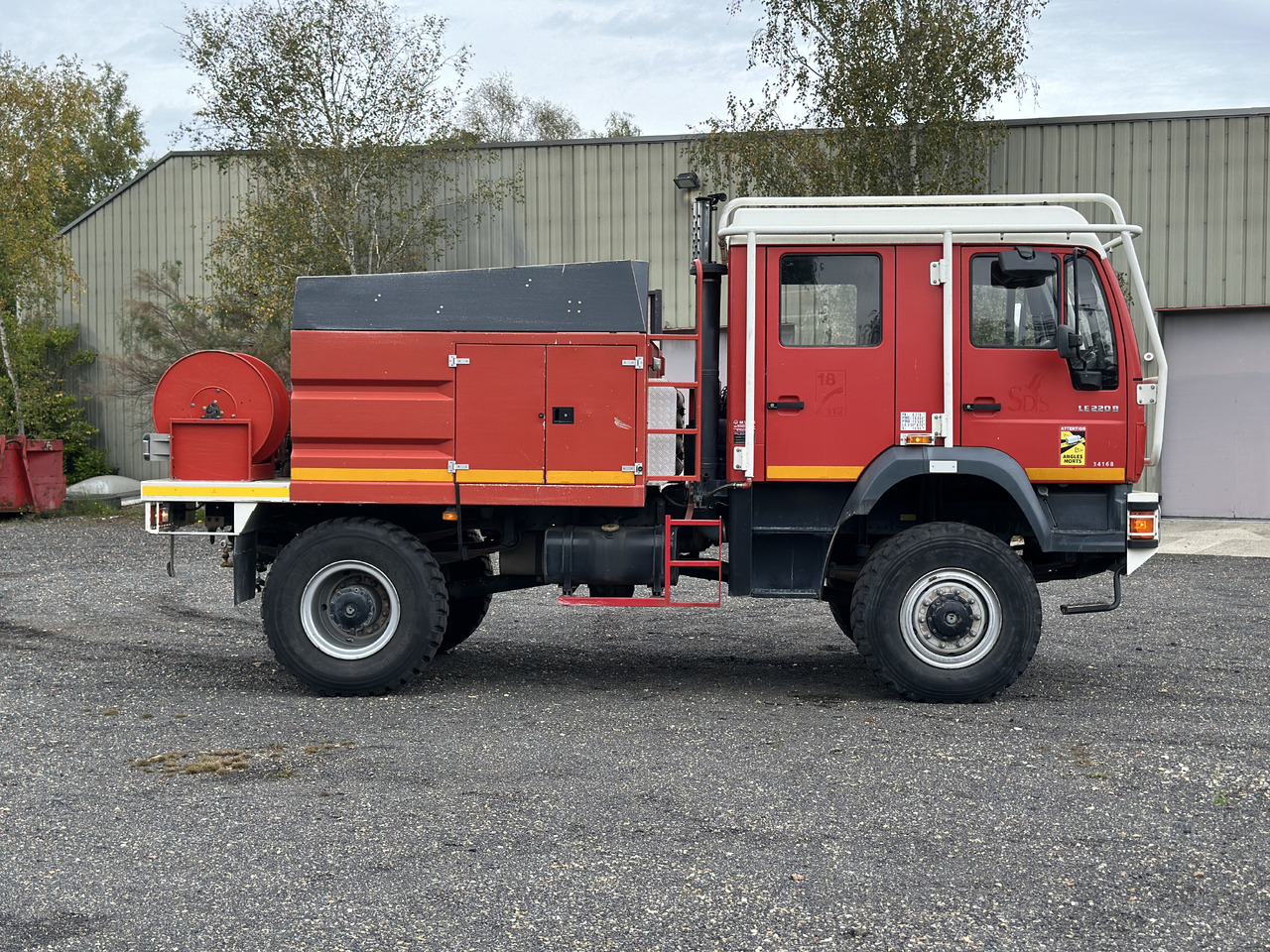 MAN LE 220B. 4x4 - Пожарная машина: фото 2 MAN LE 220B. 4x4 - Пожарная машина: фото 2
