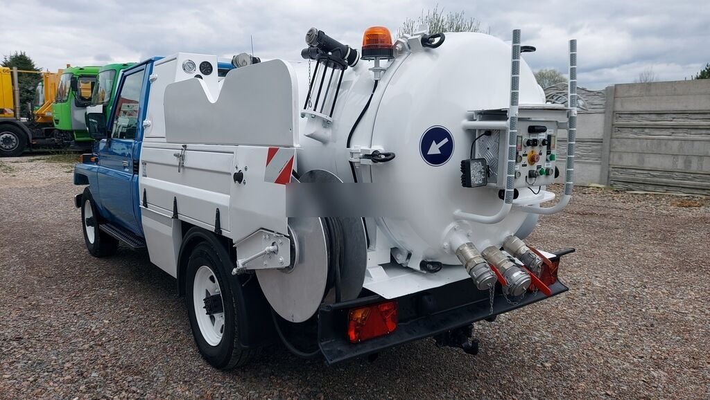 Ассенизатор Toyota Land Cruiser COMBI HYDRO CLEANER 4x4: фото 6