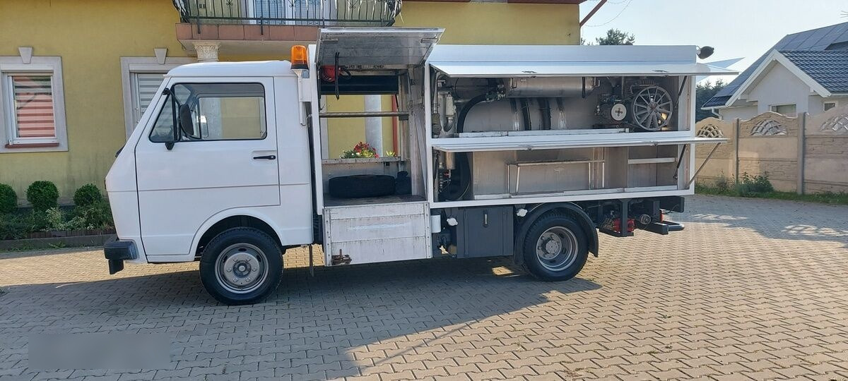 Volkswagen LT55 COMBI HYDRO OIL ADR INOX - Ассенизатор: фото 3 Volkswagen LT55 COMBI HYDRO OIL ADR INOX - Ассенизатор: фото 3