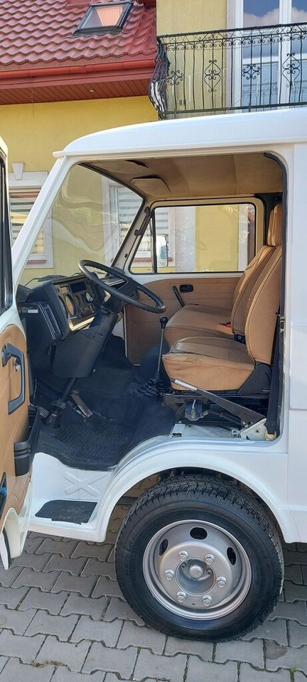 Грузовик-цистерна для транспортировки топлива Volkswagen LT55 HOLZMANN Inox: фото 40