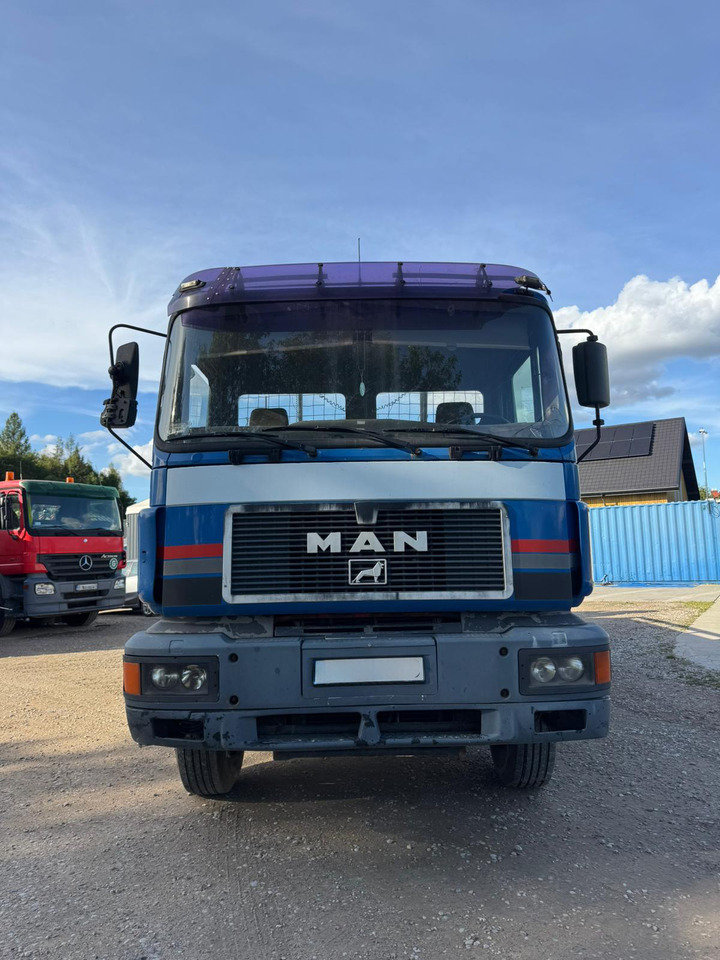 MAN 26.403 6x4 - Грузовик бортовой/ Платформа, Автоманипулятор: фото 2 MAN 26.403 6x4 - Грузовик бортовой/ Платформа, Автоманипулятор: фото 2