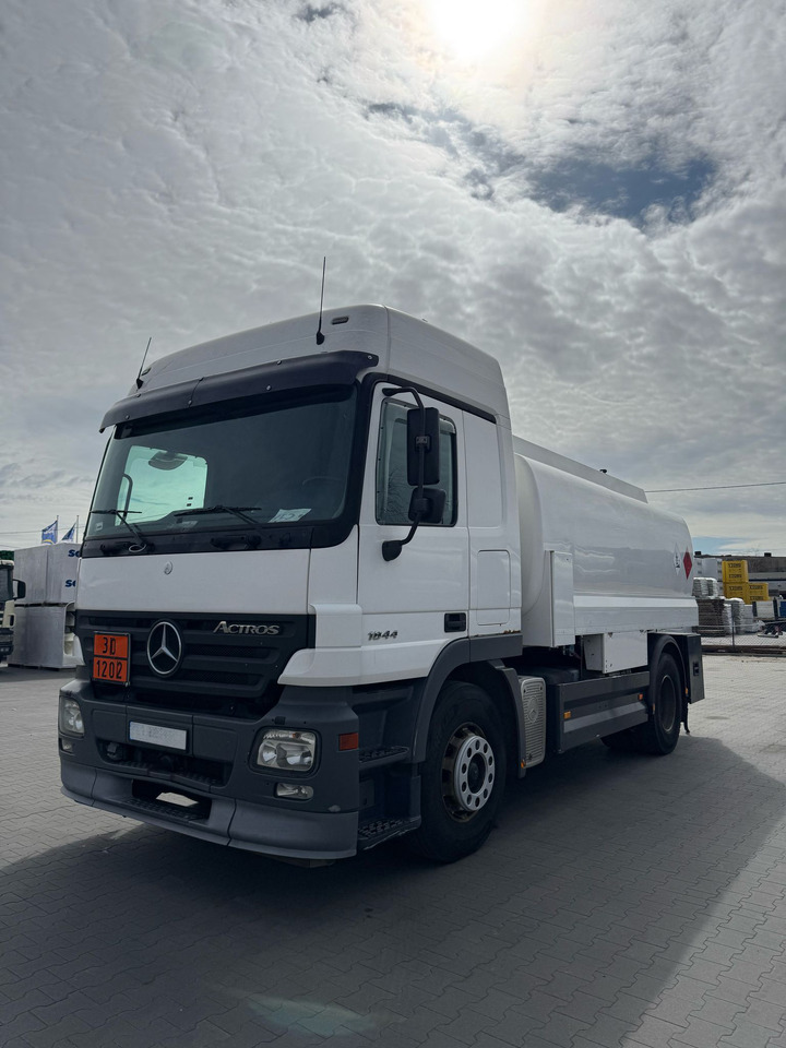 MERCEDES-BENZ Actros 1844 - Грузовик-цистерна: фото 5 MERCEDES-BENZ Actros 1844 - Грузовик-цистерна: фото 5