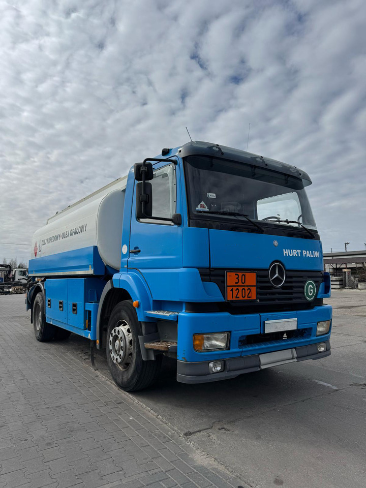 MERCEDES-BENZ Atego 1828 - Грузовик-цистерна: фото 1 MERCEDES-BENZ Atego 1828 - Грузовик-цистерна: фото 1
