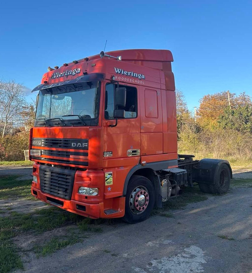 DAF XF 95.380 - Тягач: фото 3 DAF XF 95.380 - Тягач: фото 3