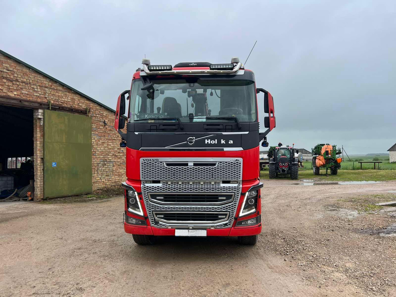 VOLVO FH16.550 - Измельчитель древесины: фото 2 VOLVO FH16.550 - Измельчитель древесины: фото 2