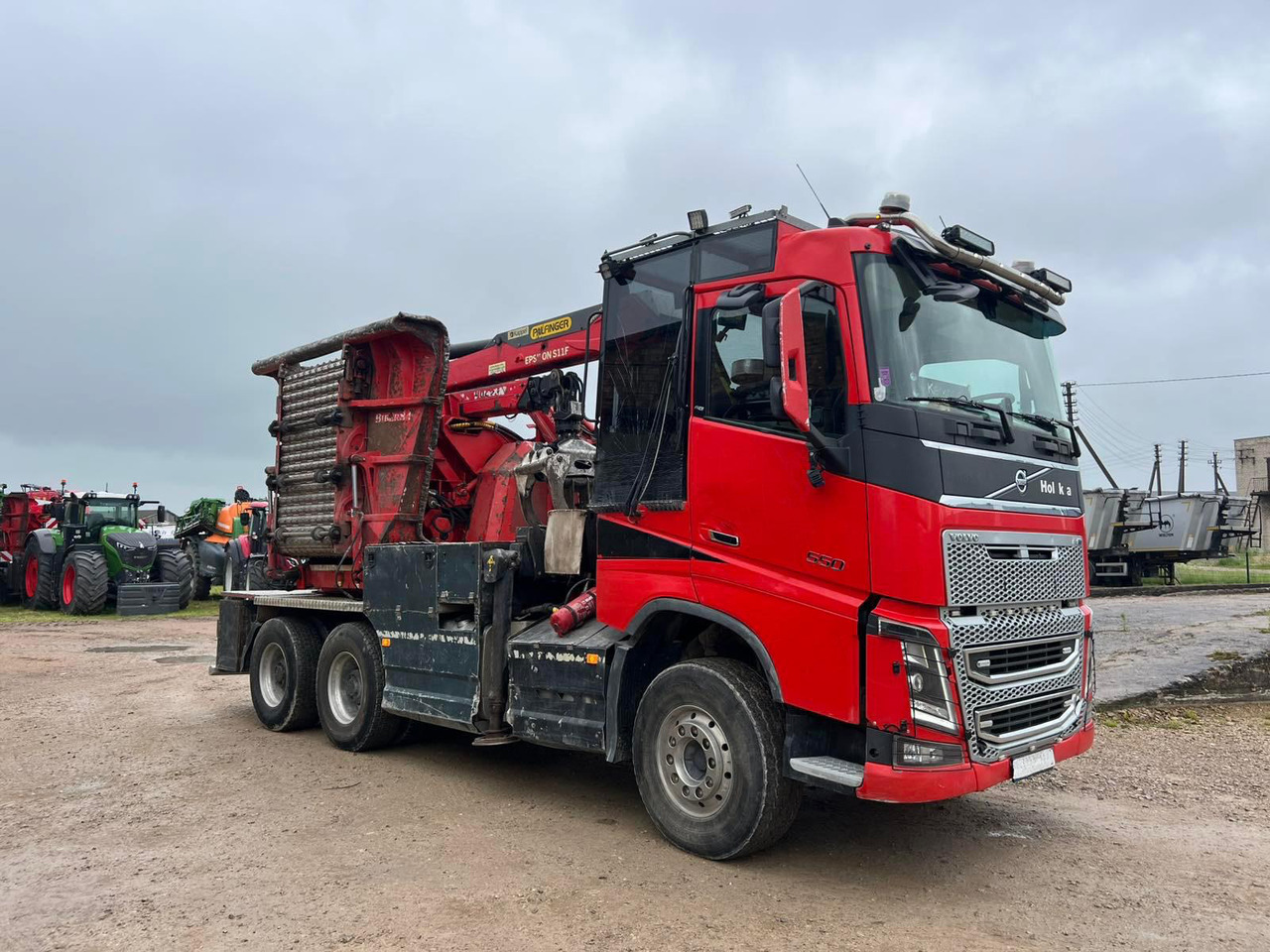 VOLVO FH16.550 - Измельчитель древесины: фото 1 VOLVO FH16.550 - Измельчитель древесины: фото 1
