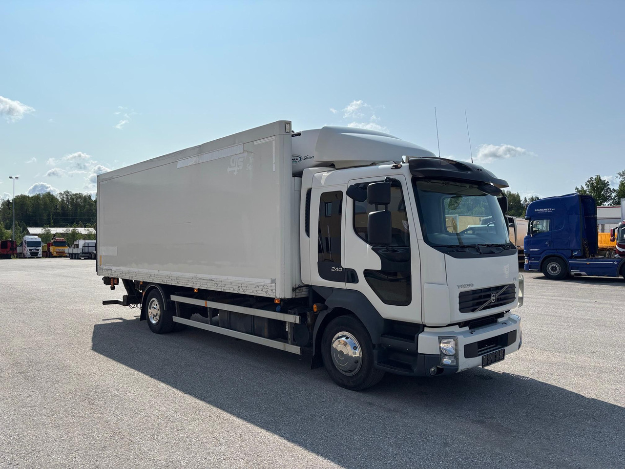 VOLVO FL240 - Рефрижератор: фото 1 VOLVO FL240 - Рефрижератор: фото 1