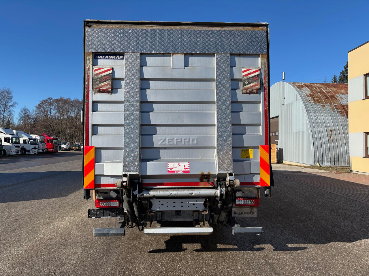 VOLVO FM330 - Рефрижератор: фото 5 VOLVO FM330 - Рефрижератор: фото 5