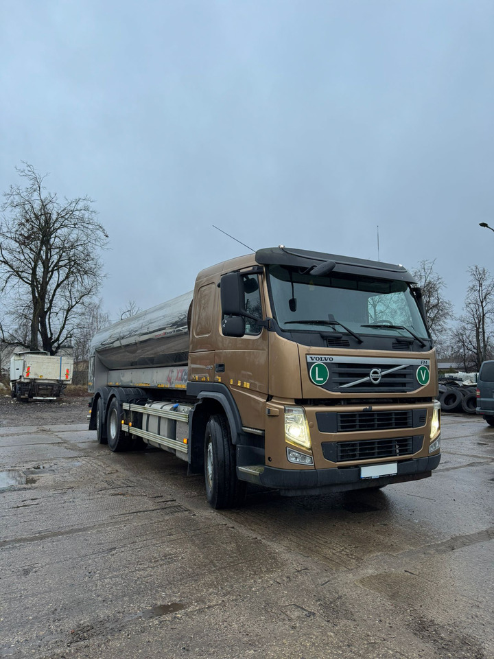 VOLVO FM450 - Грузовик-цистерна: фото 2 VOLVO FM450 - Грузовик-цистерна: фото 2