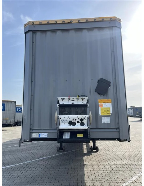 Krone 50x 2015 XL MEGA P400 HUCKEPACK - Полуприцеп-фургон: фото 3 Krone 50x 2015 XL MEGA P400 HUCKEPACK - Полуприцеп-фургон: фото 3